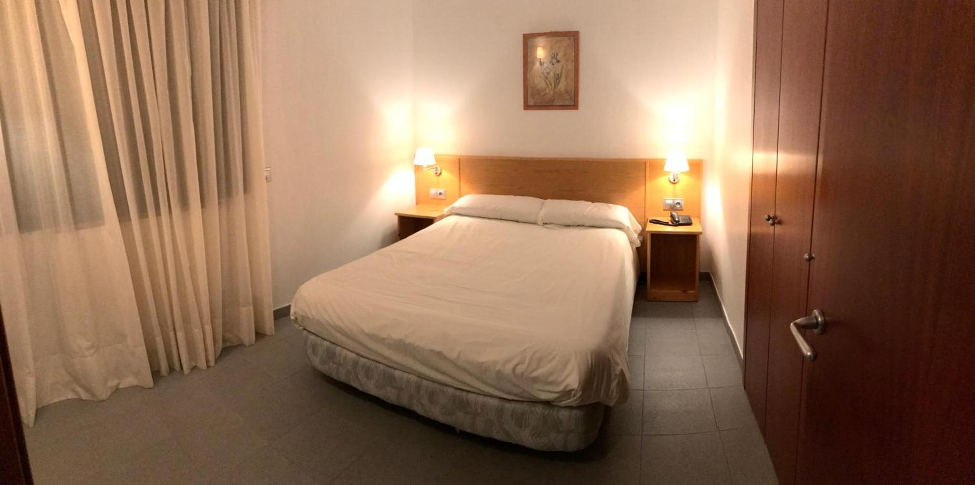 Apartamentos Turisticos Roc Del Castell Канільйо Екстер'єр фото