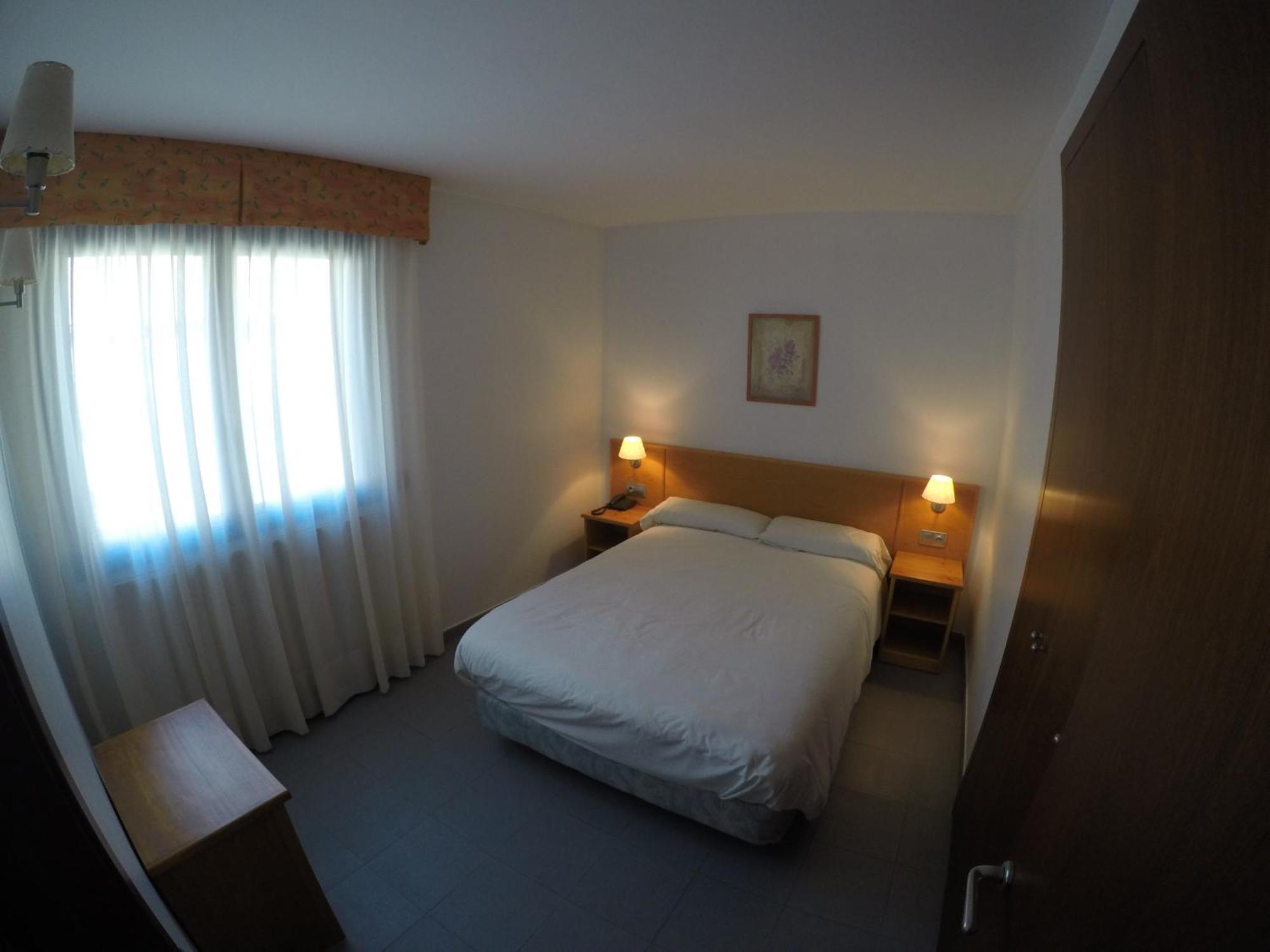 Apartamentos Turisticos Roc Del Castell Канільйо Екстер'єр фото