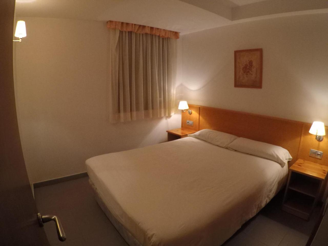 Apartamentos Turisticos Roc Del Castell Канільйо Екстер'єр фото